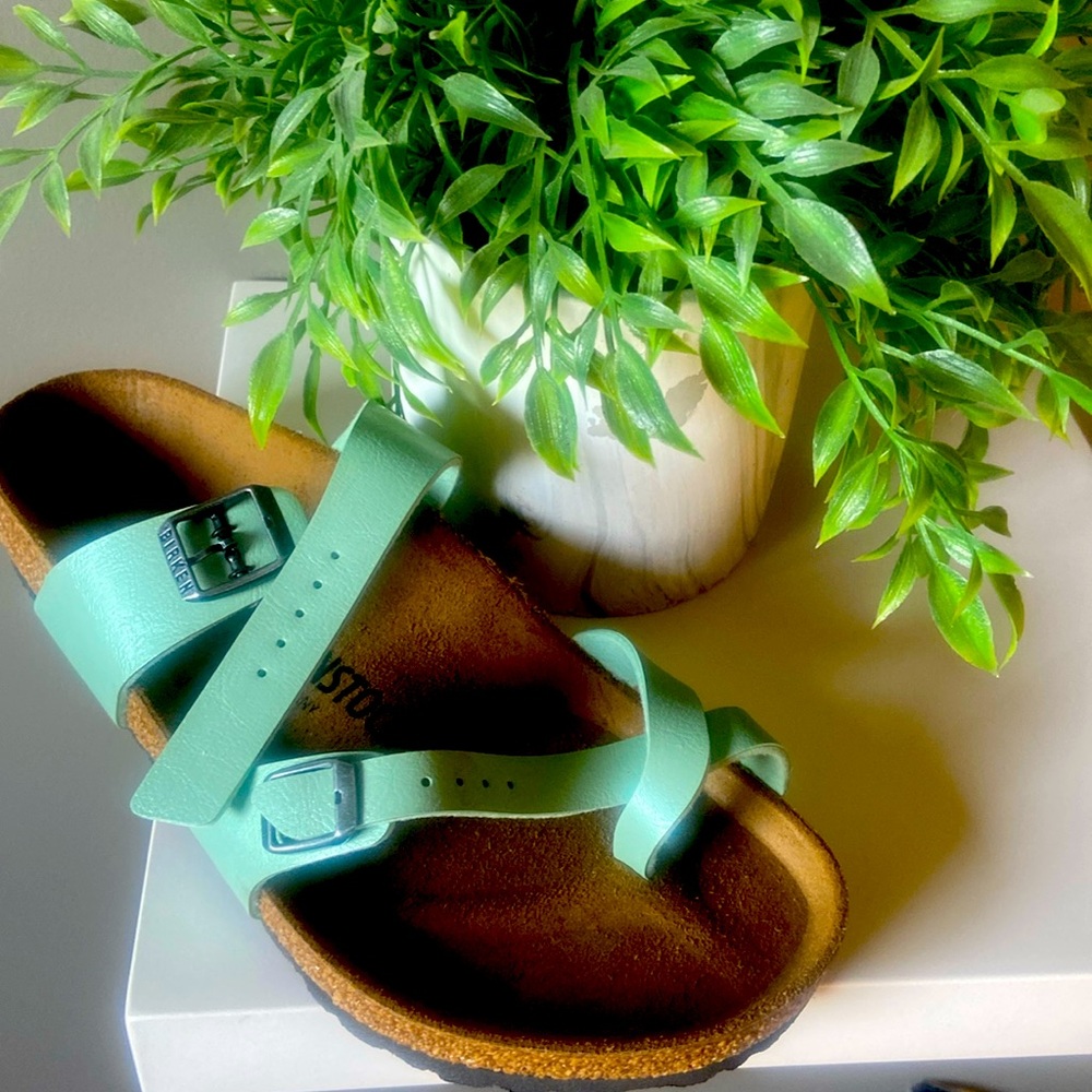 Birkenstock Mayari sandal in matcha green - never worn!